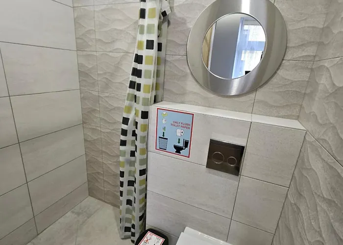 Vendégház Kauno Apartamentai Big King Size Bed *